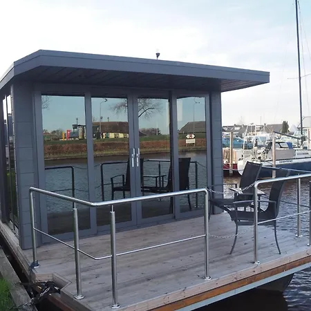 Bed-On-A-Boat Hotel Giethoorn Exterior photo