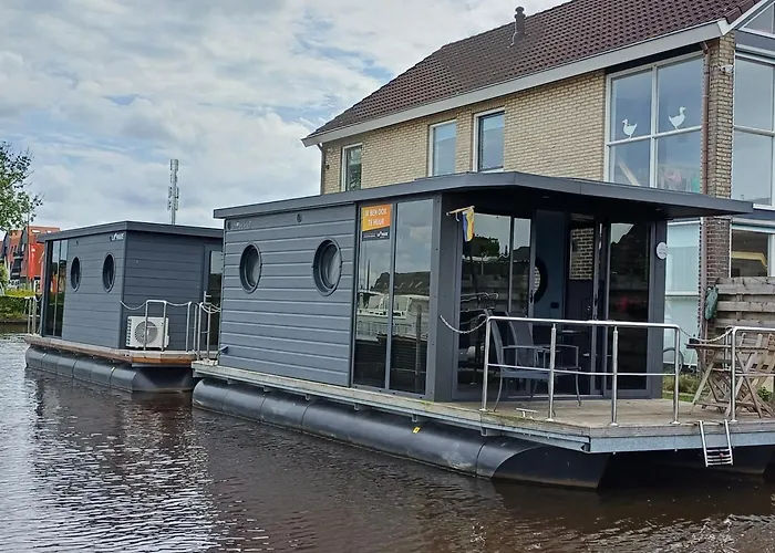 Bed-On-A-Boat